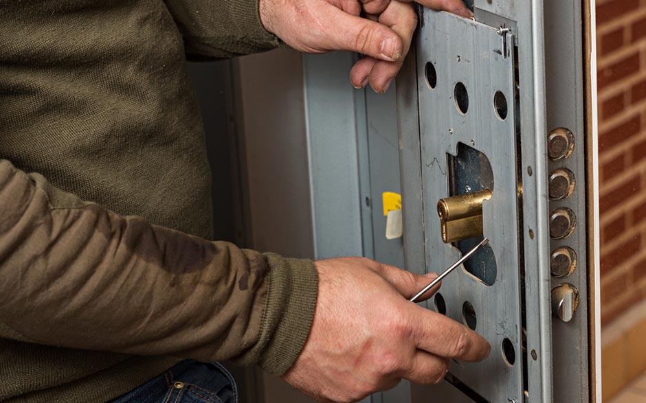 changer le barillet d'une serrure Chevreuse